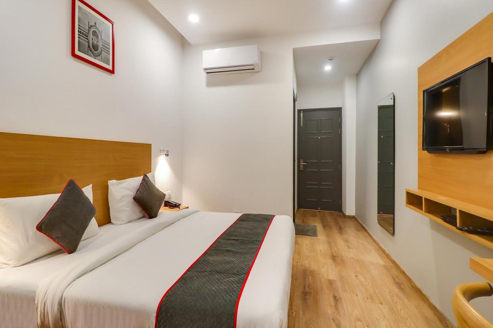 Готель Super Townhouse Jashn Chinhat Екстер'єр фото