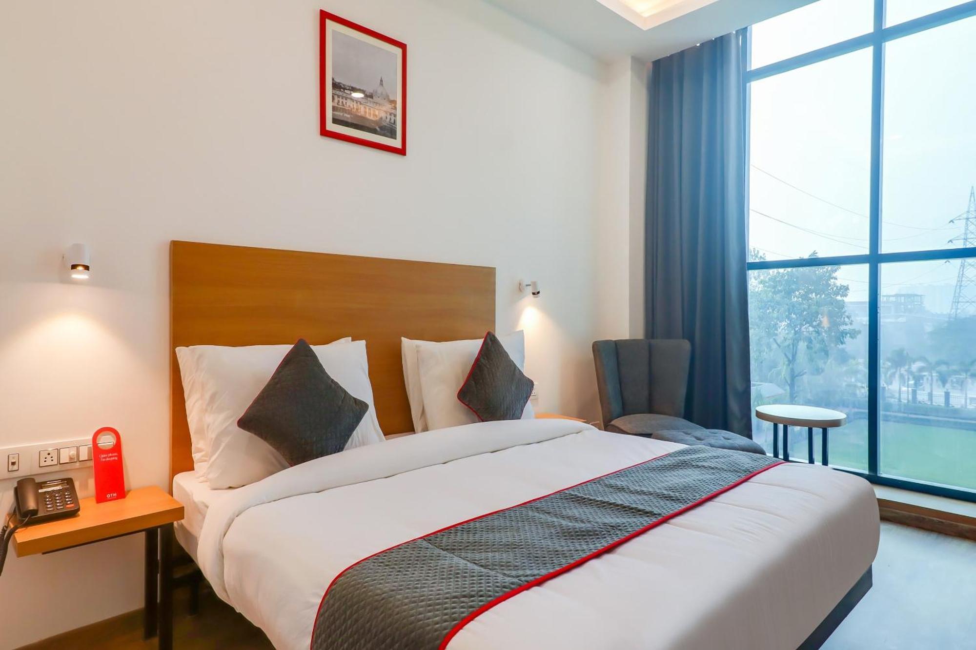 Готель Super Townhouse Jashn Chinhat Екстер'єр фото